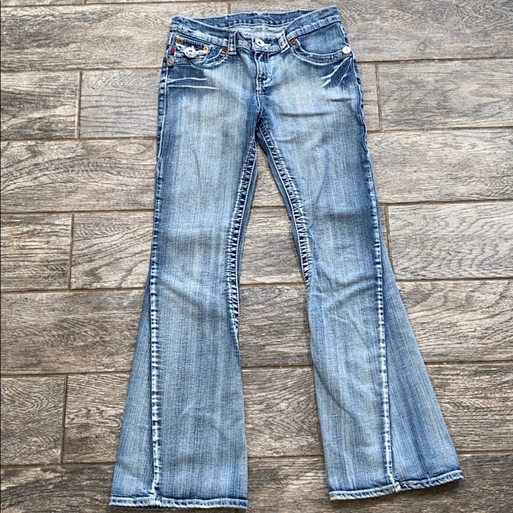 Funky czo jeans distressed size 9 boot cut